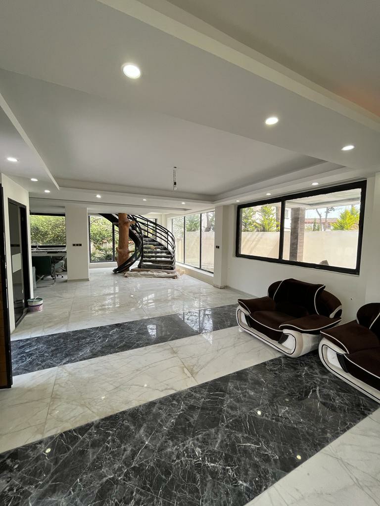 ویلا 759 متری لوکس شهرکی نوشهر 