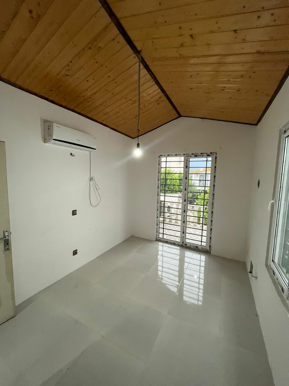 ویلا 221 متری سه سال ساخت نوشهر 