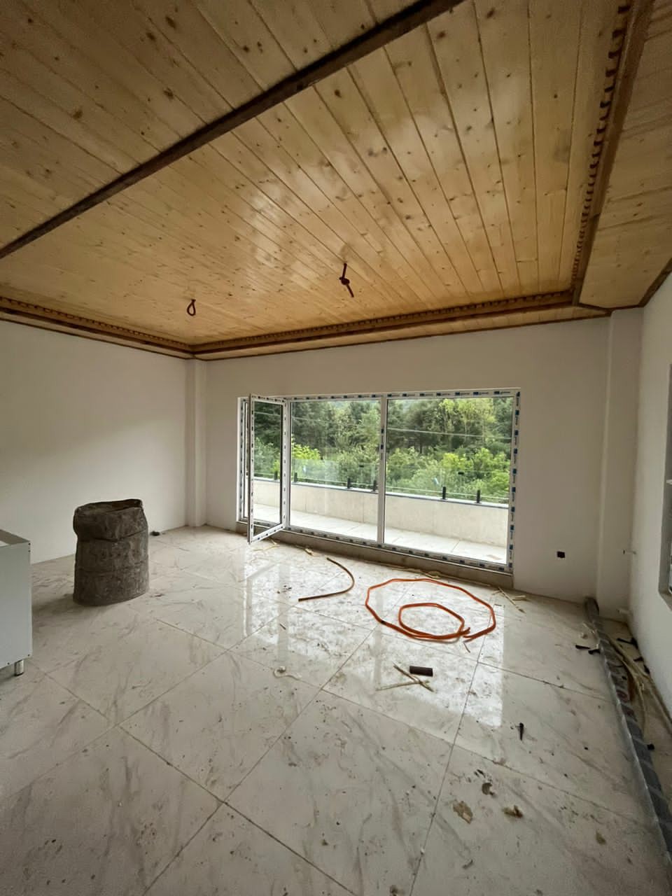 ویلا 200 متری نوساز مدرن شهرکی 