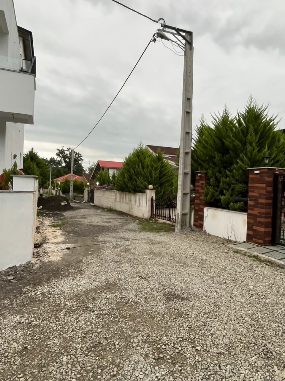 ویلا 200 متری نوساز مدرن شهرکی 