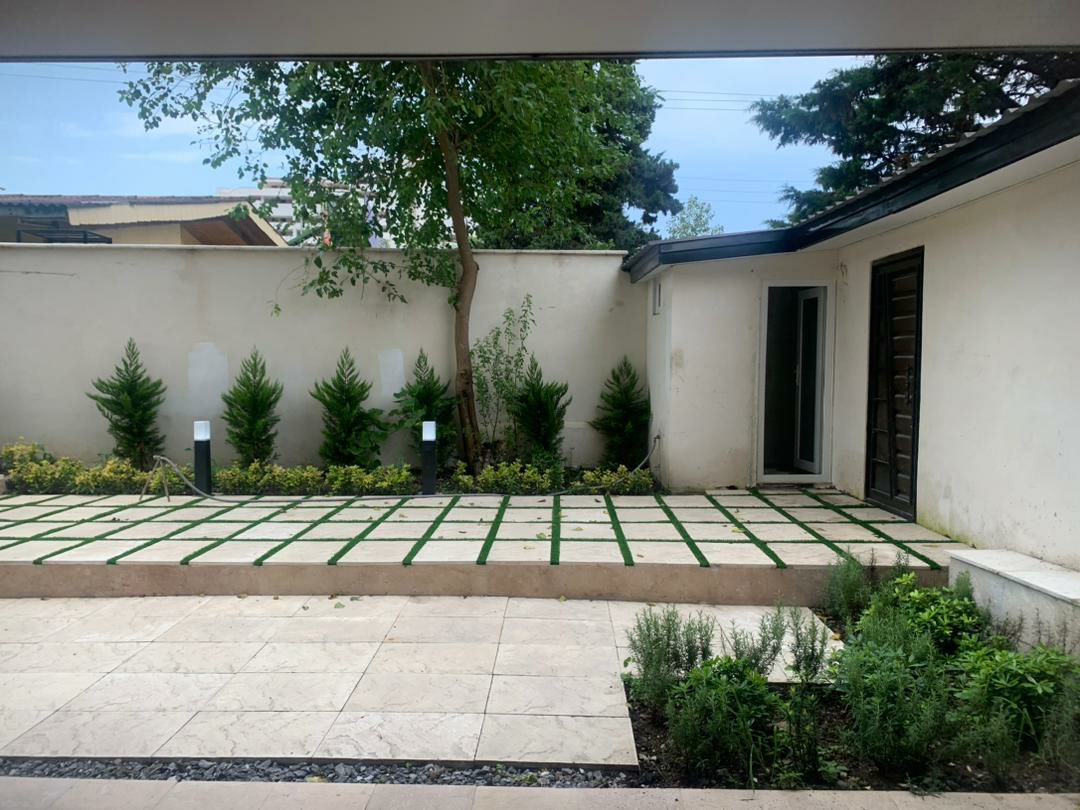 واحد 103 متری بنا نما 4 طرف سنگ نوشهر 