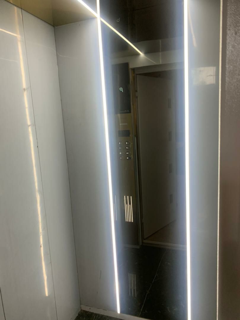 واحد 103 متری بنا نما 4 طرف سنگ نوشهر 