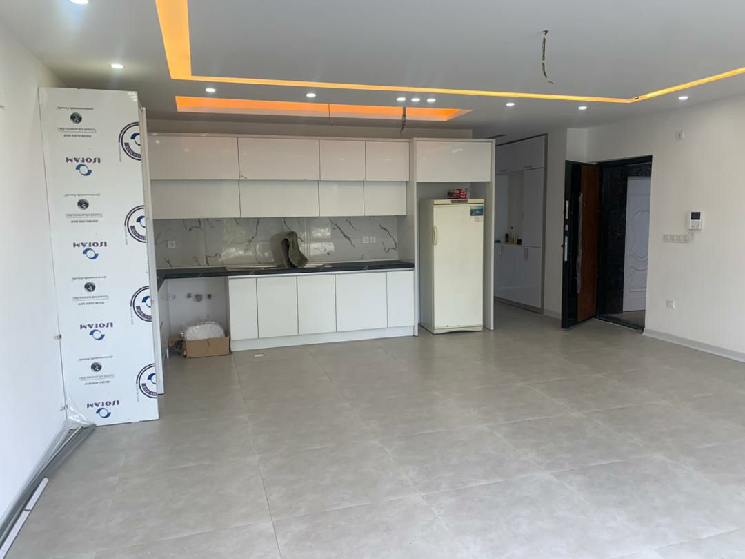 واحد 103 متری بنا نما 4 طرف سنگ نوشهر 