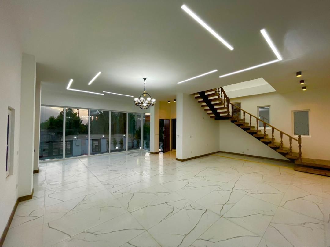 ویلا 270 متری دوبلکس نوساخت مدرن چلندر 