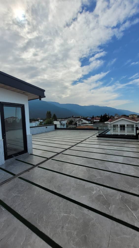 ویلای 300 متری دوبلکس نوساز