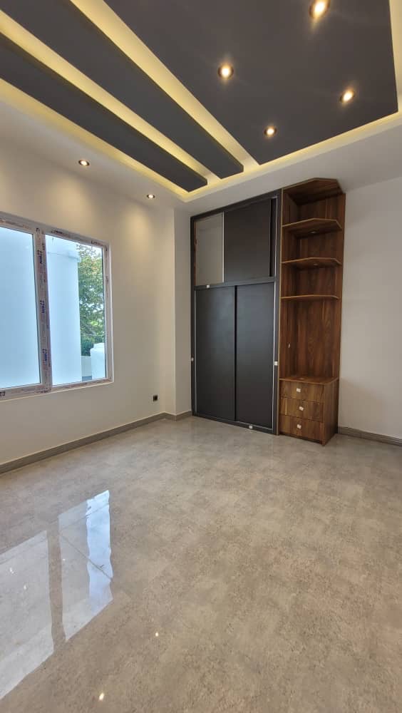 ویلای 300 متری دوبلکس نوساز