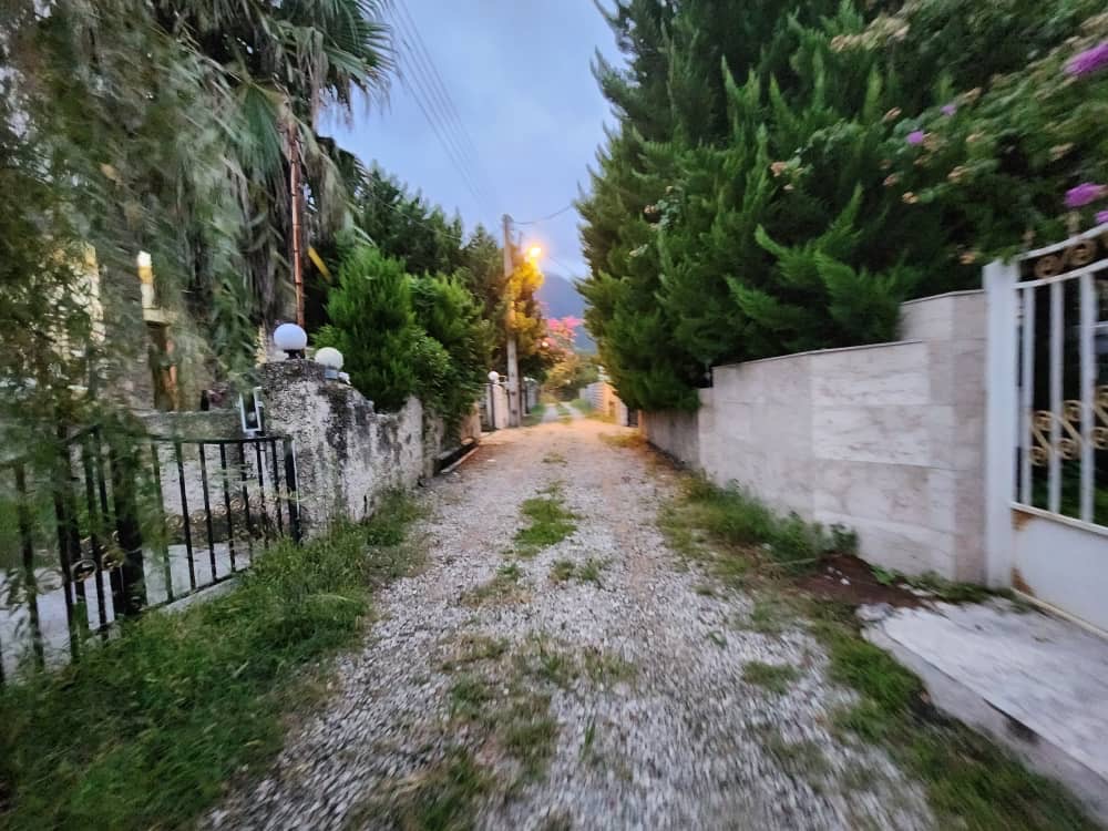 ویلای 220 متری نیم پیلوت شهرکی