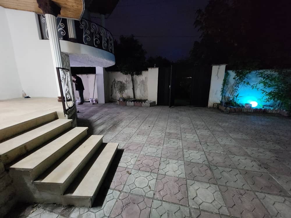 ویلای 250 متری نیم پیلوت محدوده سیسنگان