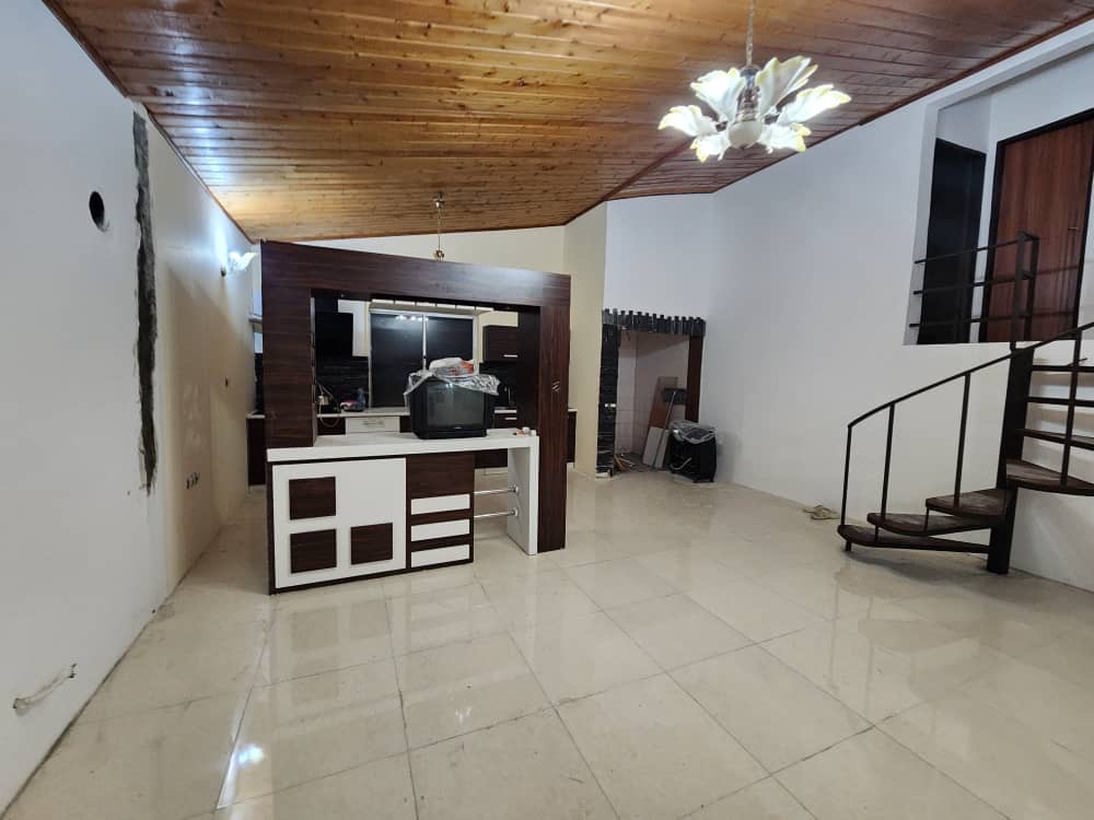 ویلای 250 متری نیم پیلوت محدوده سیسنگان