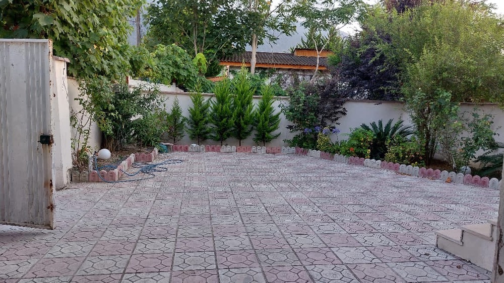 ویلای 250 متری نیم پیلوت محدوده سیسنگان