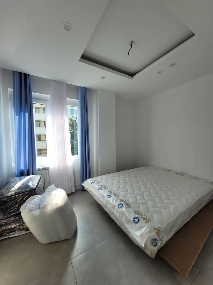 آپارتمان نوساز و شیک نزدیک به دریا