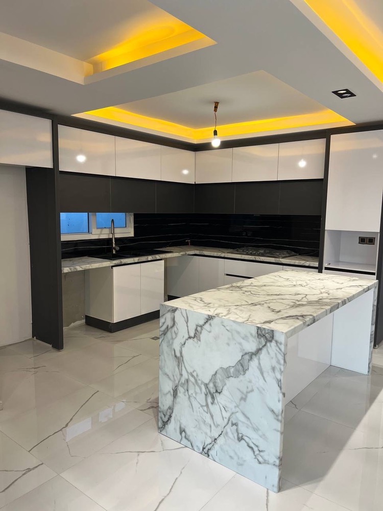 ویلای 220 متری نوساز و شیک رویان