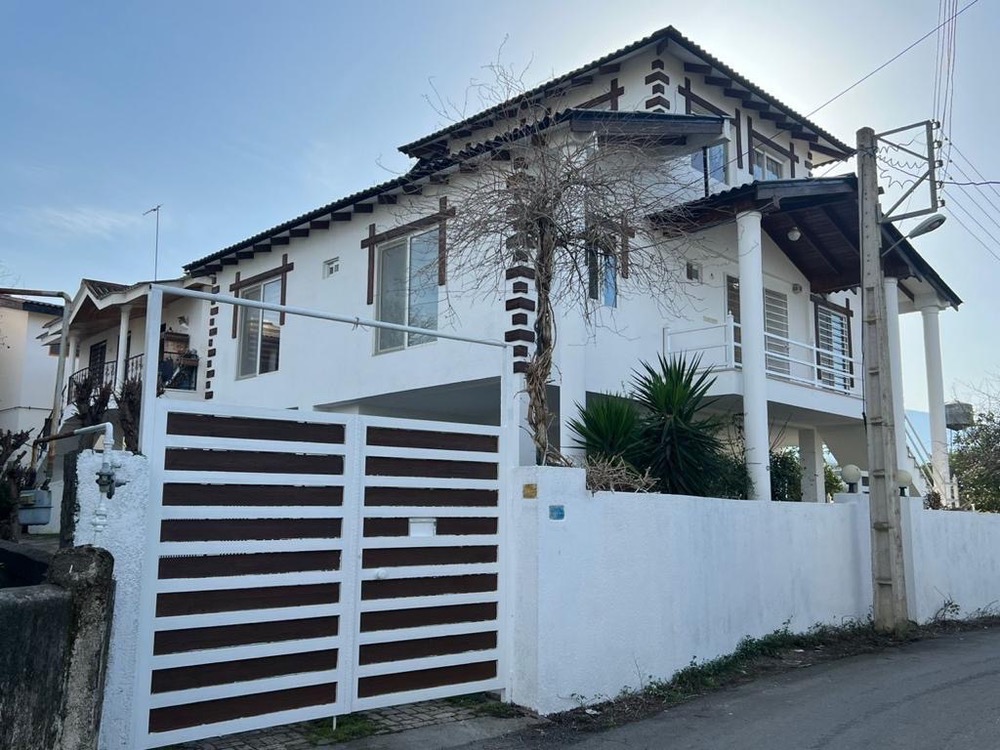 ویلای 270 متری تریپلکس ونوش