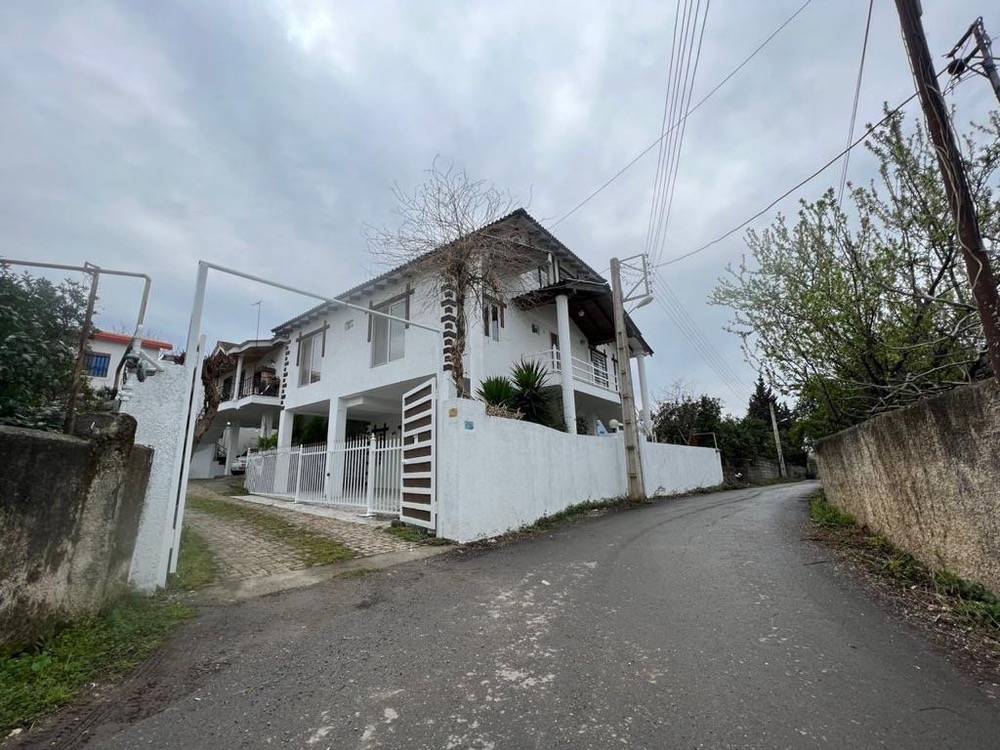 ویلای 270 متری تریپلکس ونوش