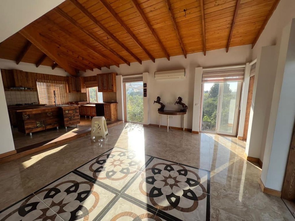 ویلای 270 متری تریپلکس ونوش