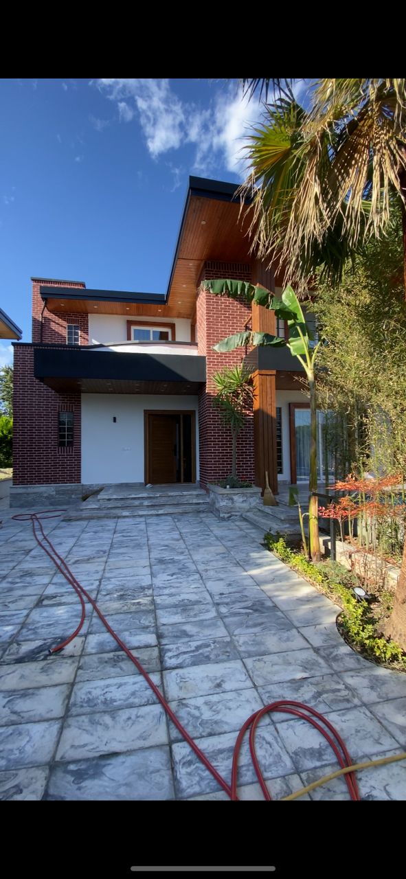 ویلای 350 متری دوبلکس رویان لوکیشن برند