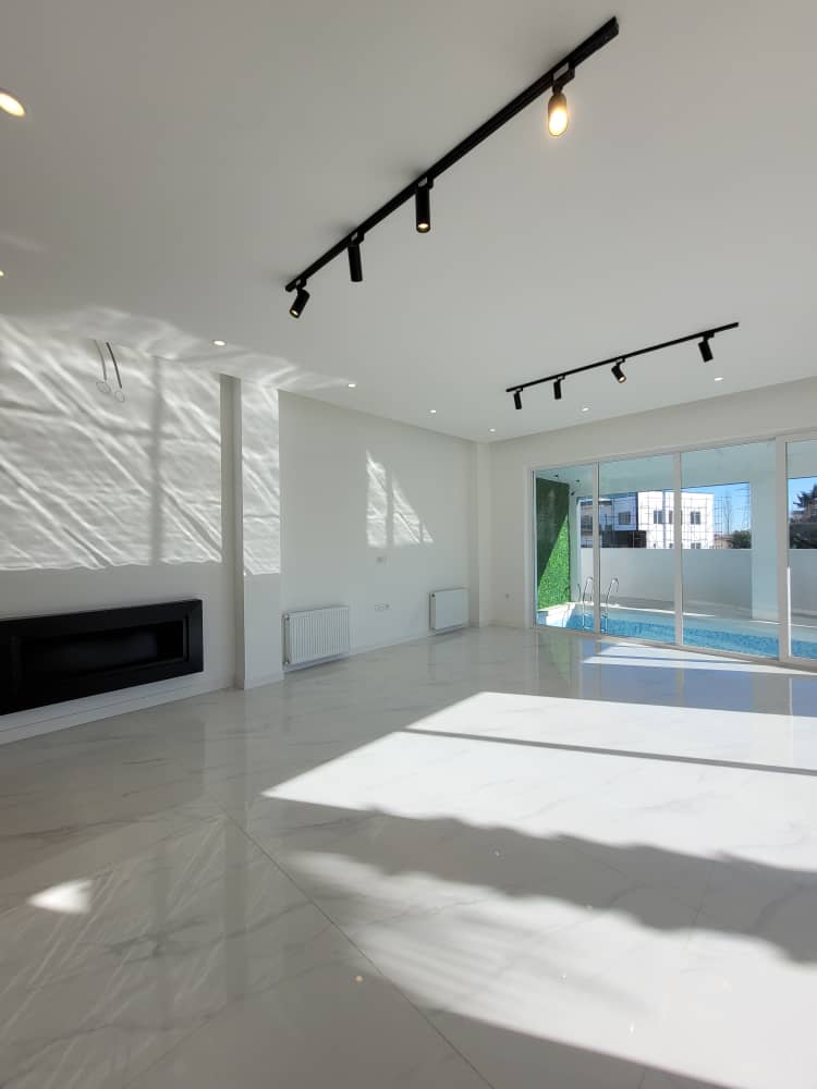 ویلای 300 متری دوبلکس نوساز سیسنگان