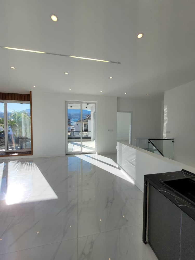 ویلای 300 متری دوبلکس نوساز سیسنگان