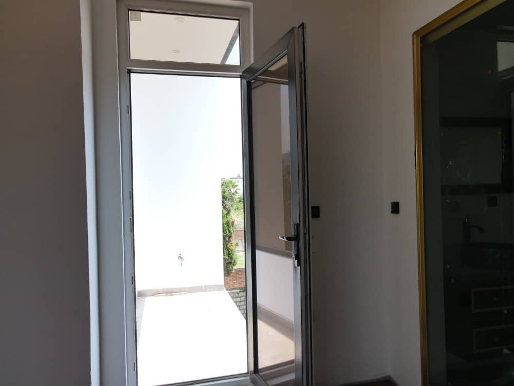 ویلای 650 متری ساحلی مدرن