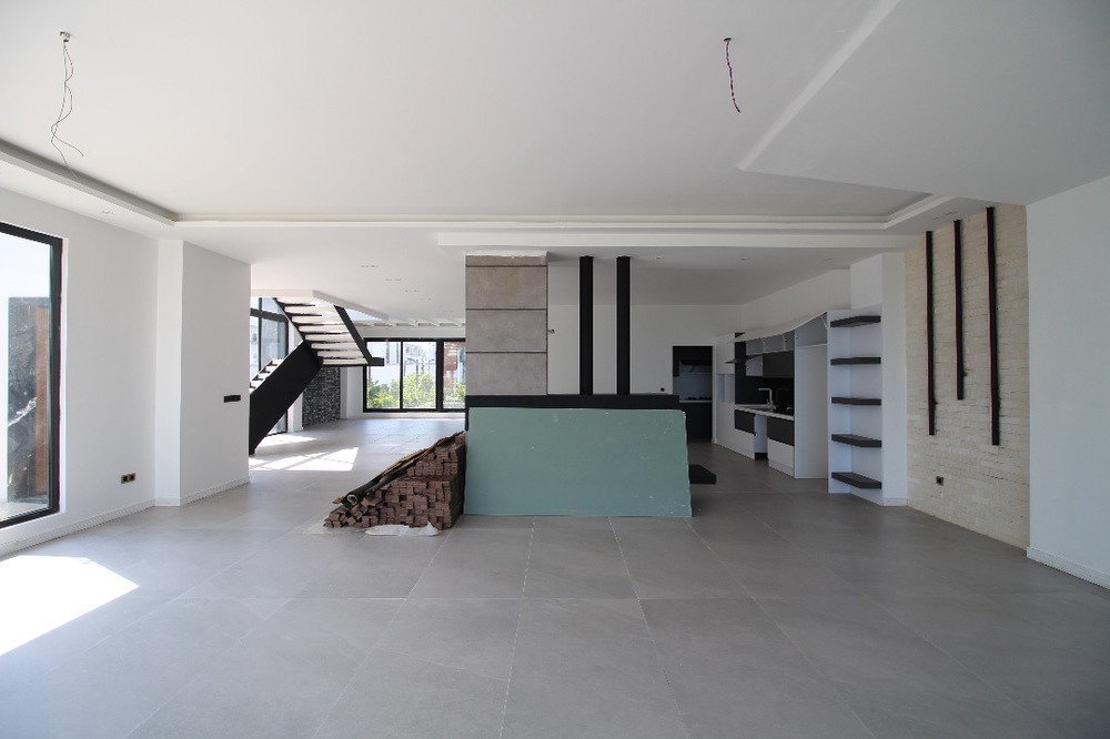 ویلای 650 متری ساحلی مدرن