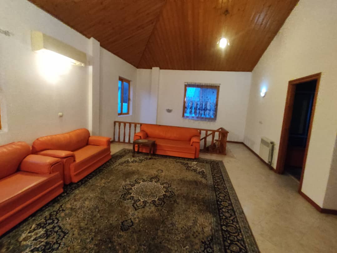 ویلای 400 کتری ساحلی شهرکی نوشهر پلاک 4 آب