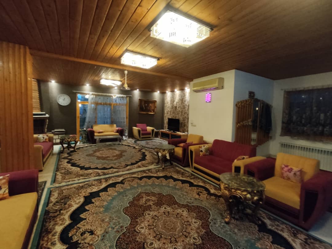 ویلای 400 کتری ساحلی شهرکی نوشهر پلاک 4 آب