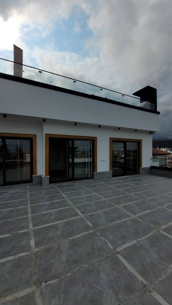 ویلای 270 متری تریبلکس نوساز منطقه رویان