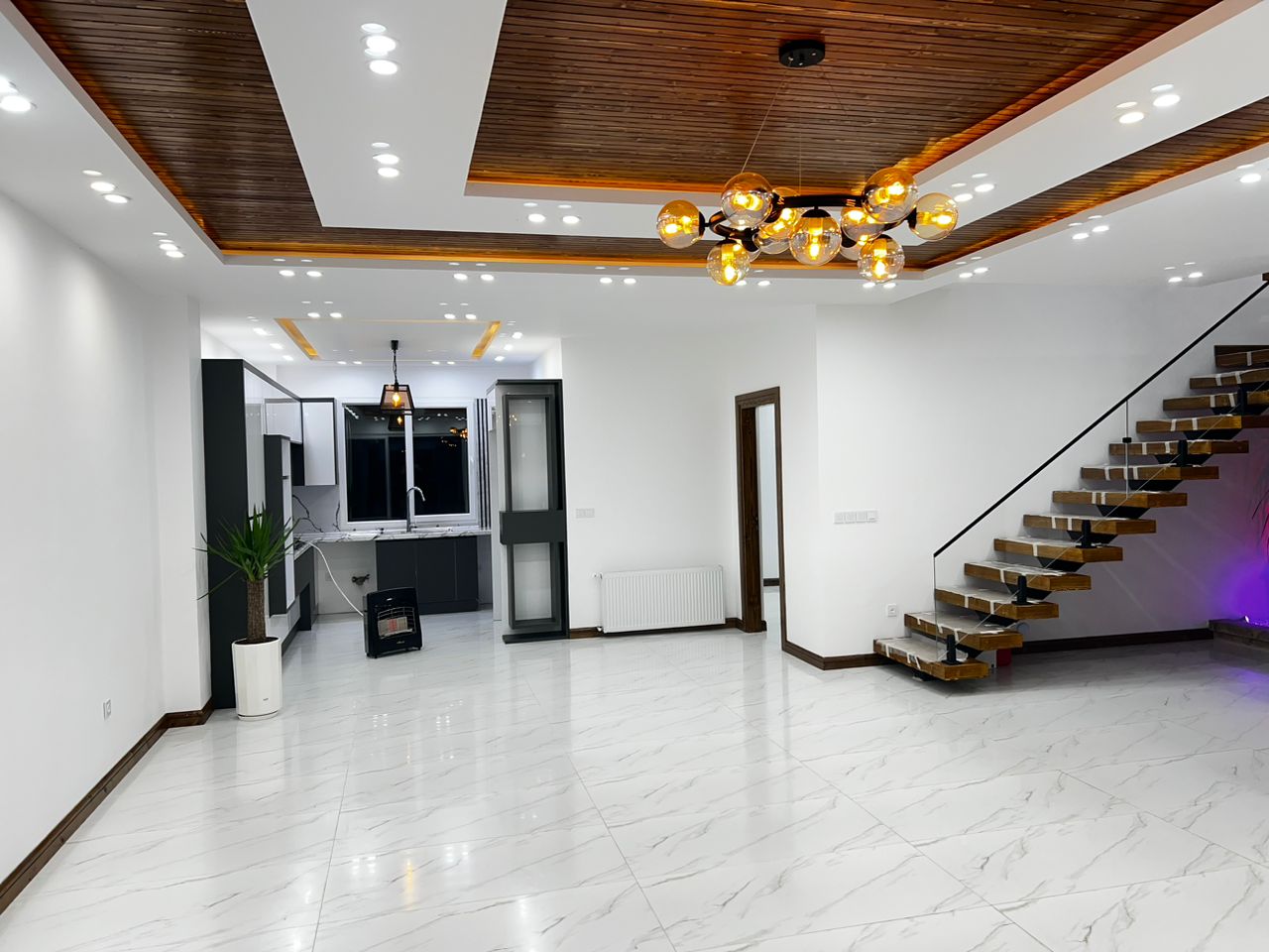 ویلای 250 متری دوبلکس مدرن نوساز مستقل