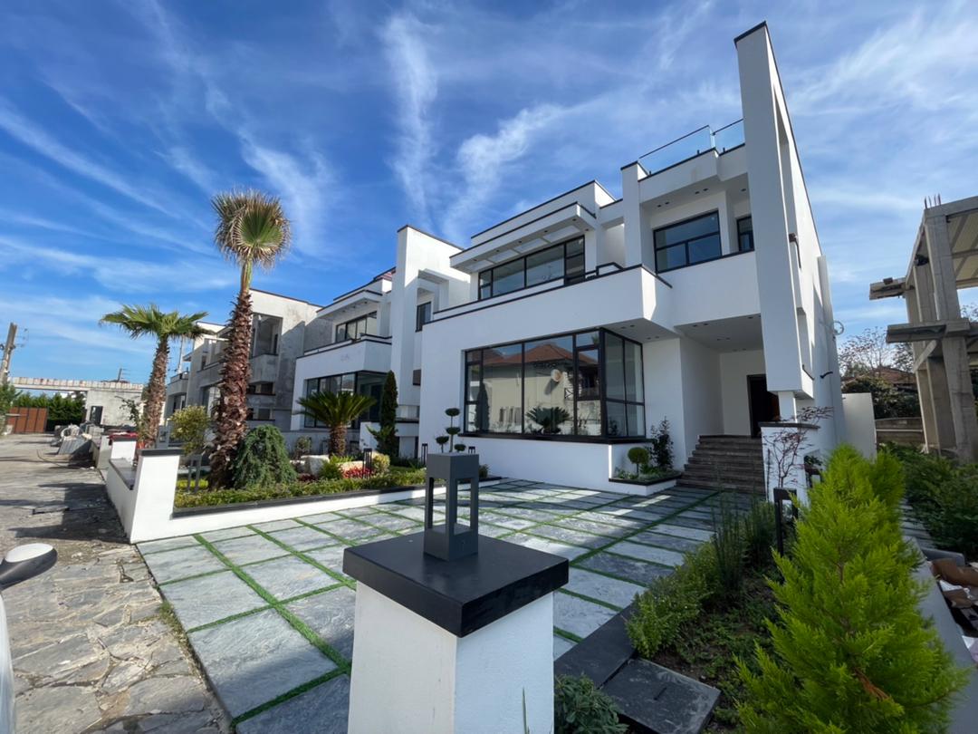 ویلای 411 متری لاکچری و دوبلکس رویان