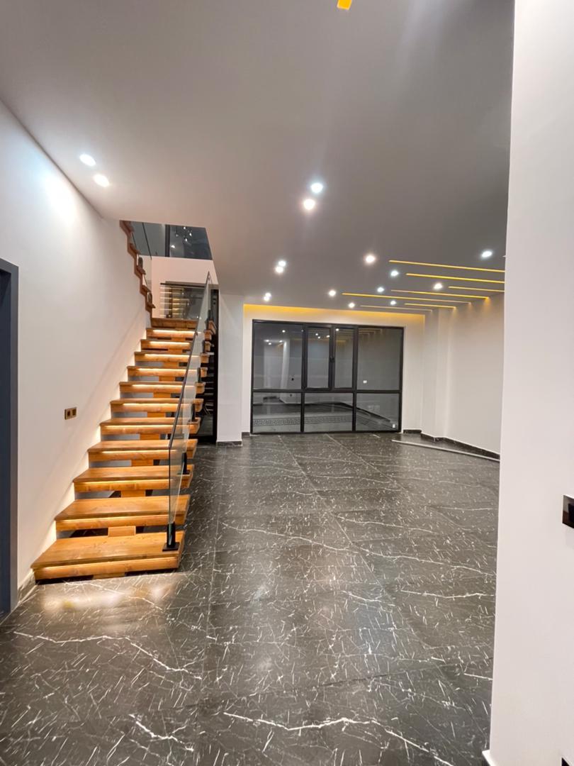 ویلای 411 متری لاکچری و دوبلکس رویان