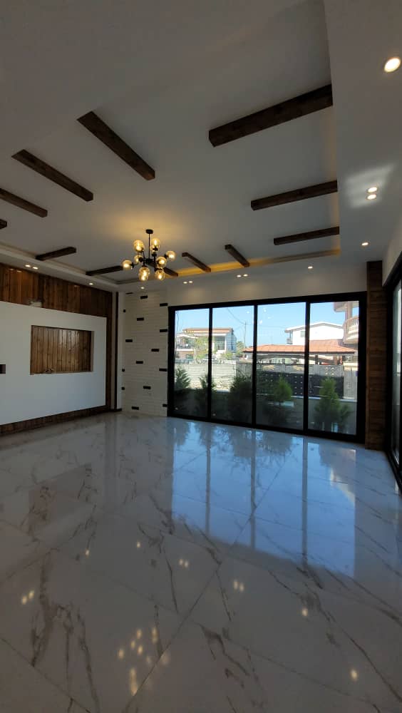 ویلا ی 220 متری دوبلکس نوساز شیک منطقه رویان