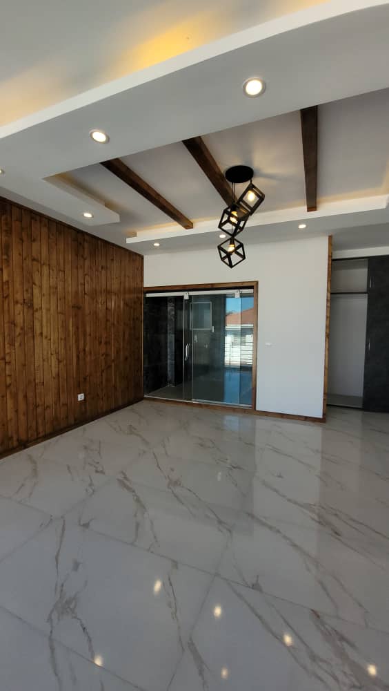 ویلا ی 220 متری دوبلکس نوساز شیک منطقه رویان