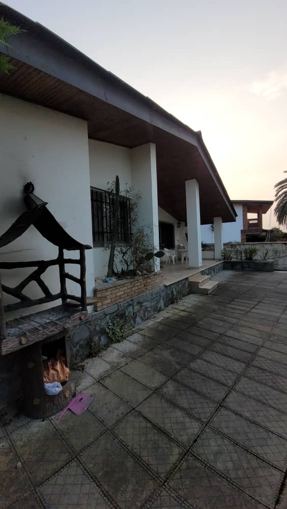 ویلا باغ 1200 متری شهرکی سیاهرود