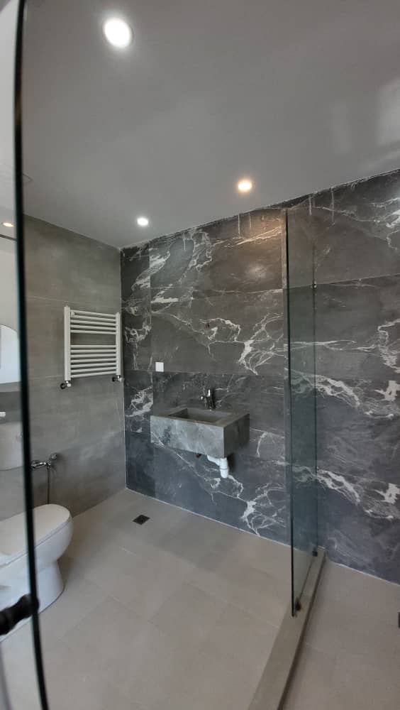 ویلای 300 متری دوبلکس نوساز منطقه نوشهر لتینگان داخل شهرک