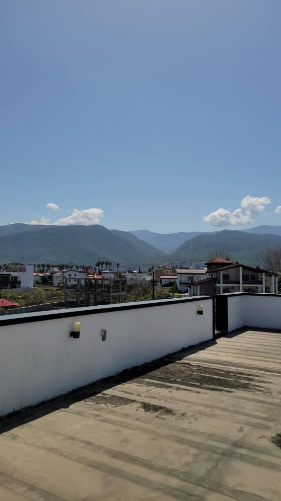 ویلای 300 متری دوبلکس نوساز منطقه نوشهر لتینگان داخل شهرک