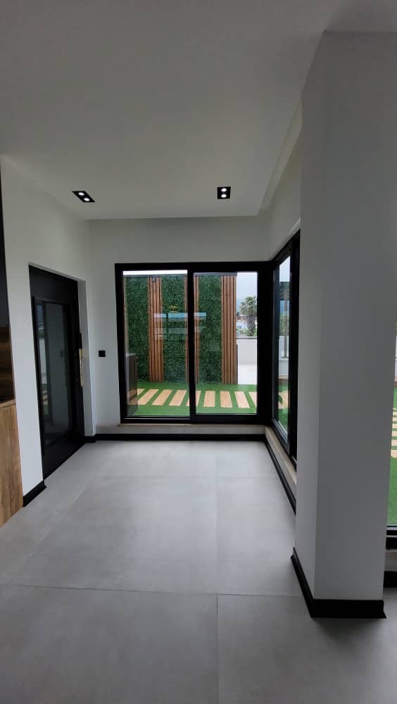 ویلای 335 متری مدرن و خوش ساخت منطقه برند نوشهر