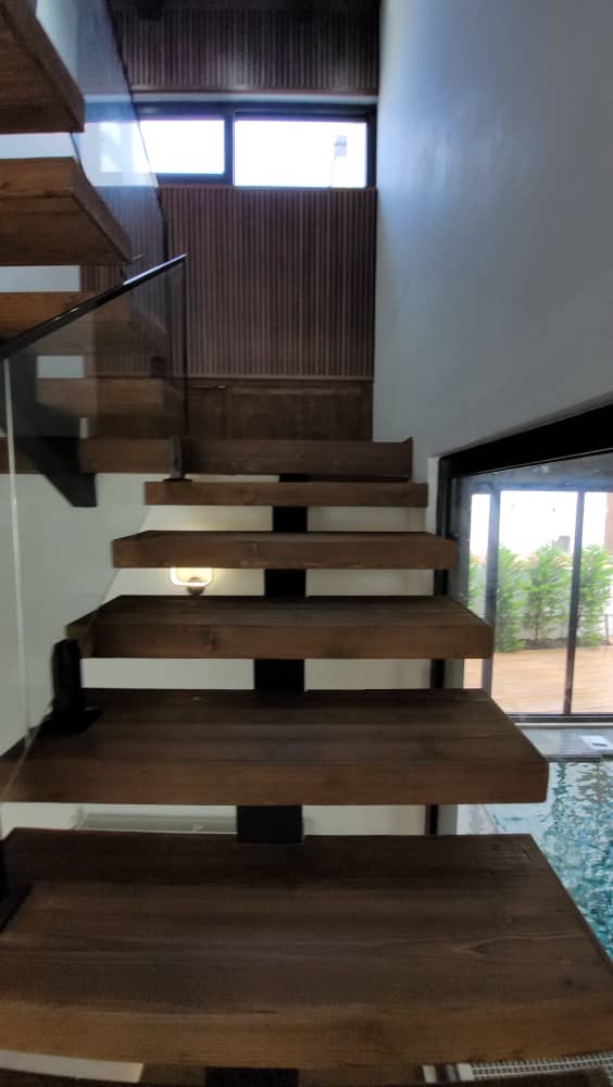 ویلای 335 متری مدرن و خوش ساخت منطقه برند نوشهر