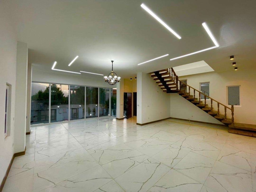 ویلای 270 متری مدرن نوساخت چلندر