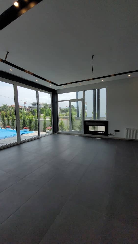 ویلای 330 متری دوبلکس نوساز  ونوش رویان