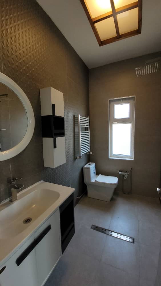 ویلای 330 متری دوبلکس نوساز  ونوش رویان