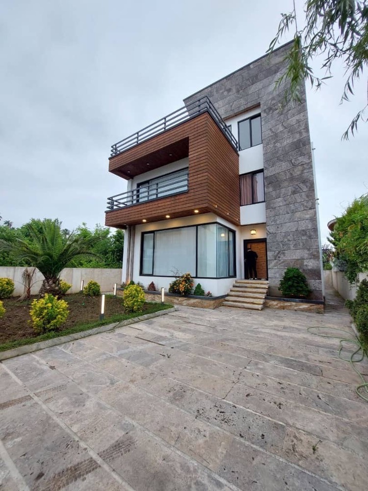 ویلای 300 متری دوبلکس ونوش رویان