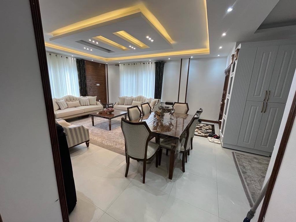 ویلای 220 متری دوبلکس داخل مجتمع