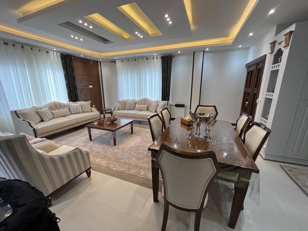 ویلای 220 متری دوبلکس داخل مجتمع