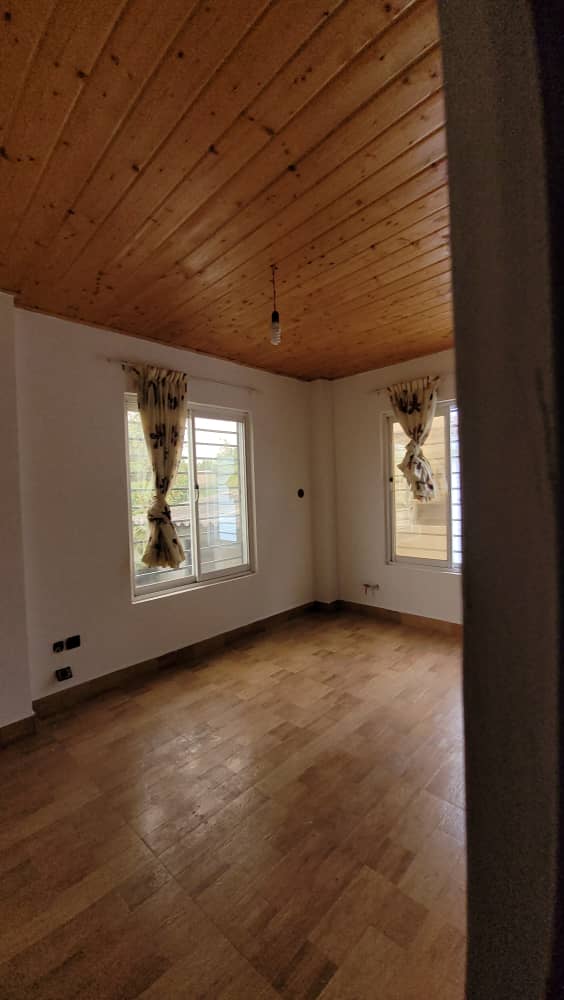 ویلای 250 متری نیم پیلوت سیسنگان