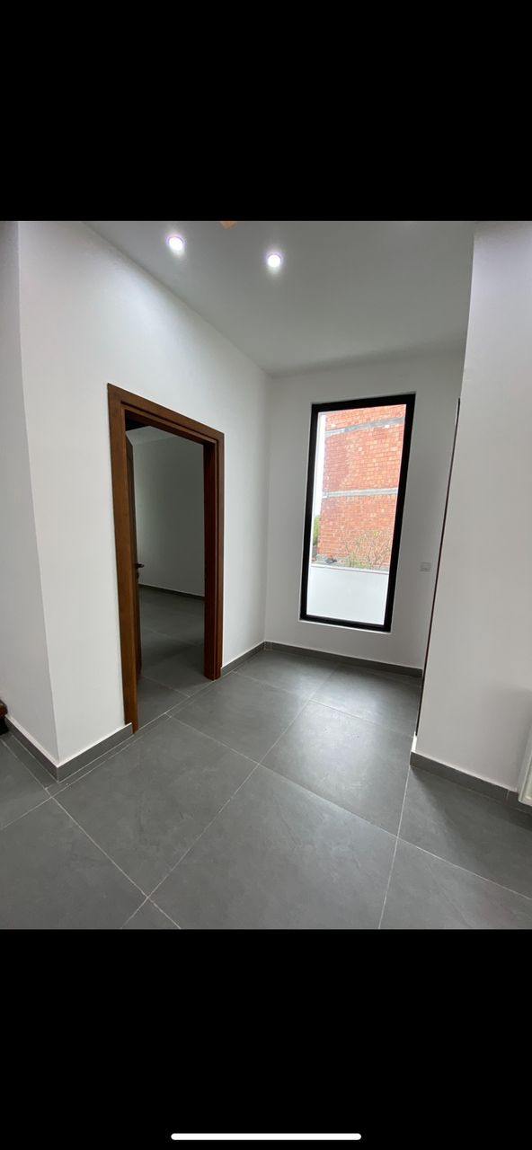 280 متر ویلای مدرن و نوساخت ملکار